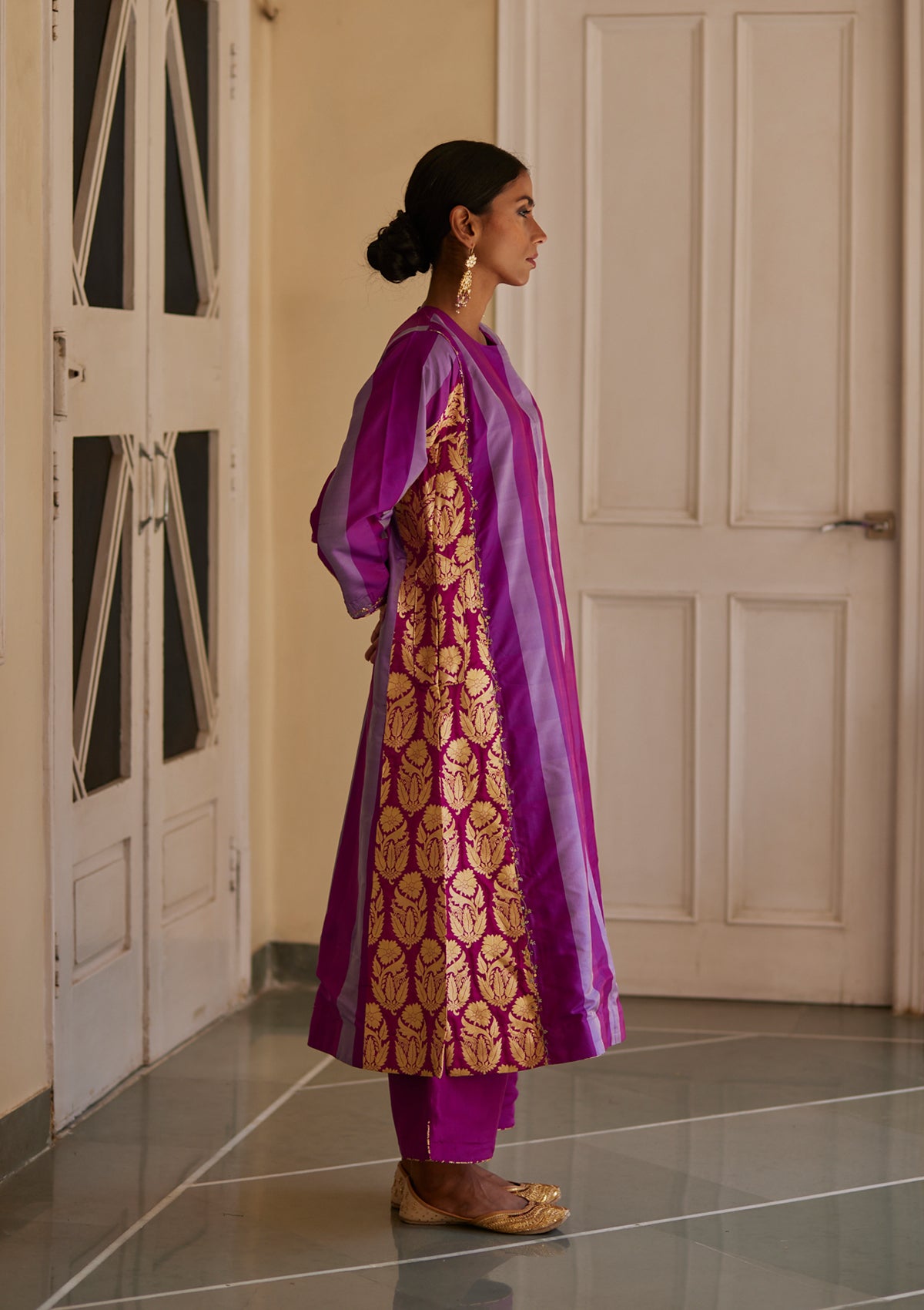 Jamuni Panelled Silk Kurta